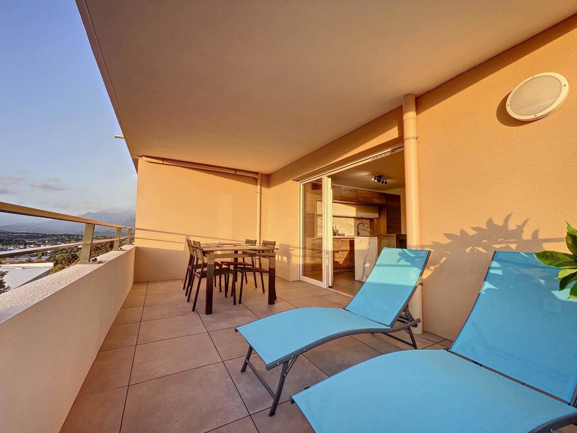 Appartement Central Avec Tres Jolie Vue Ajaccio  Eksteriør billede